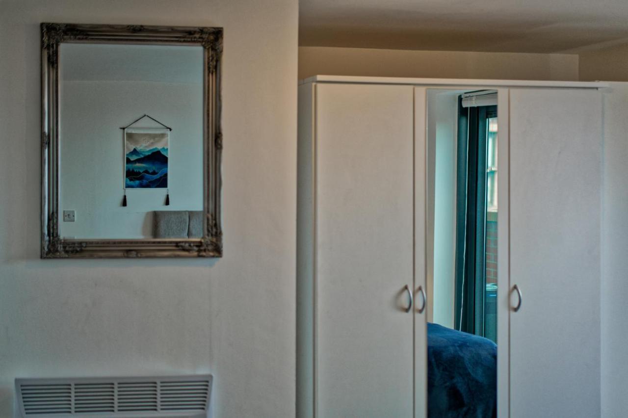 Sidemersey Livings- Convenient 1-Bedroom Flat With A View, Central Λίβερπουλ Εξωτερικό φωτογραφία